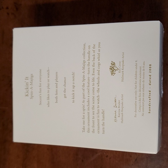 Hallmark Moving Soccer Ornament "Spin-A-Majigs" Series 2003 - Picture 3 of 5